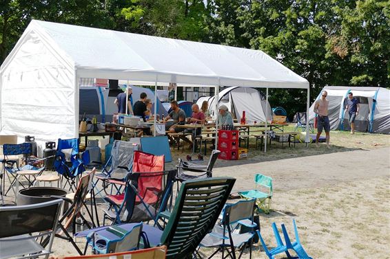 Kamperen met kinderen en zonder vrouwen - Pelt