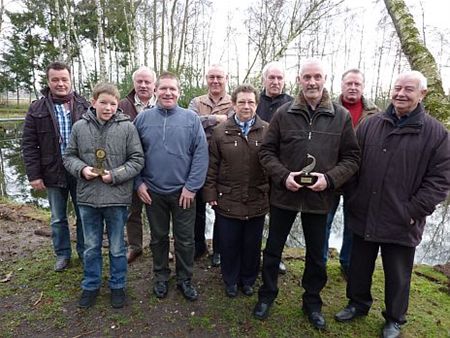 Kampioenen 'Vissende Vrienden' gehuldigd - Overpelt