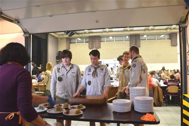 Kampmenu scouts Beringen-Mijn weer voltreffer - Beringen