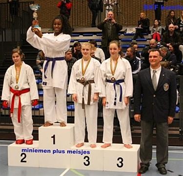 Karate: 5 BK-medailles voor KCAR