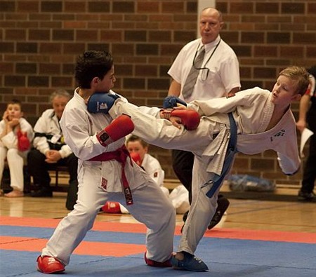 Karatetornooi in het sportcentrum - Neerpelt