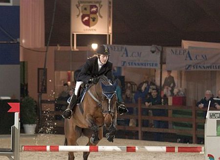 Kelly 8ste op kerstjumping - Overpelt