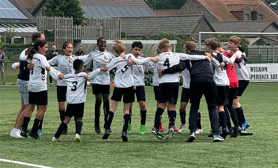 Kempenthrophy bij Esperanza Pelt - Pelt