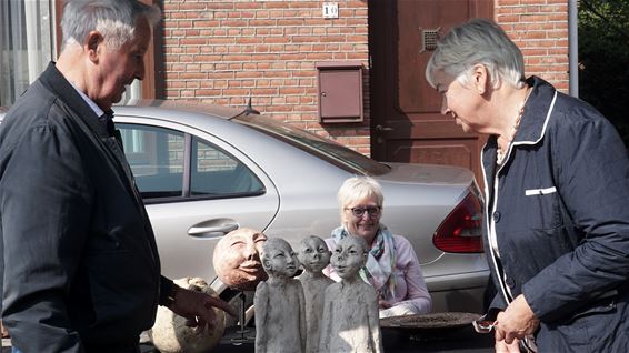 Keramiekmarkt onder heerlijk zonnetje - Lommel