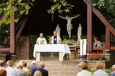 Kerken hernemen erediensten - Beringen