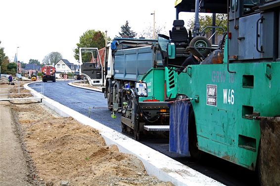 Kerkhof Centrum met Allerheiligen bereikbaar - Overpelt