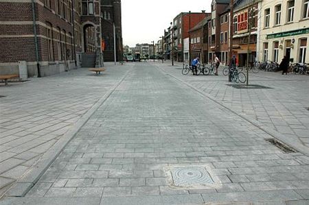 Kerkstraat terug open - Neerpelt