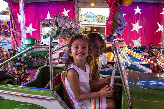 Kermis met mondmaskers - Pelt