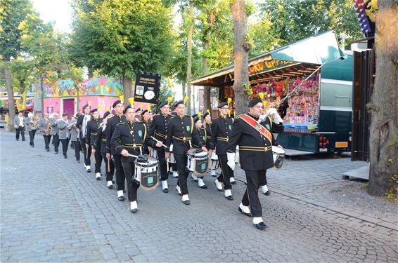 Kermis officieel geopend - Lommel