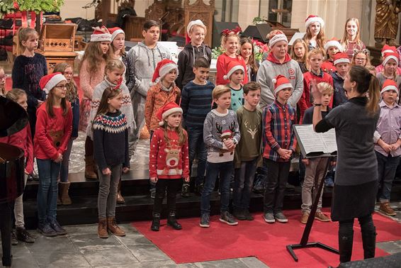 Kerstmijmeringen in de Sint-Niklaaskerk - Neerpelt