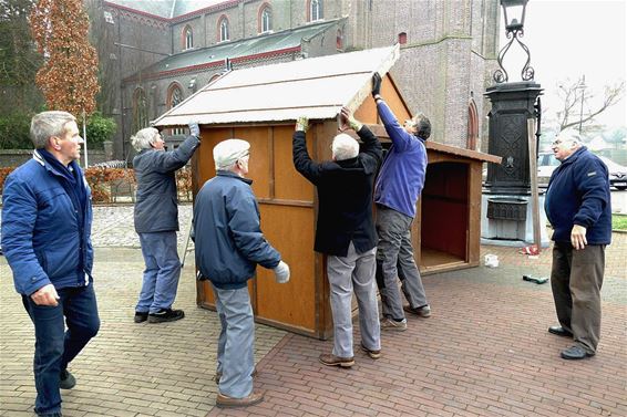 Kerststal SHLille opgebouwd - Neerpelt