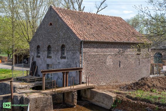 Keyartmolen in ere hersteld - Bree