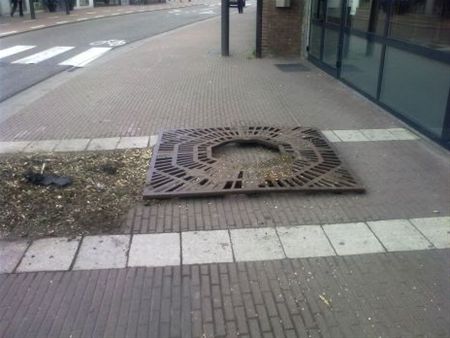 Kijk omlaag! - Neerpelt