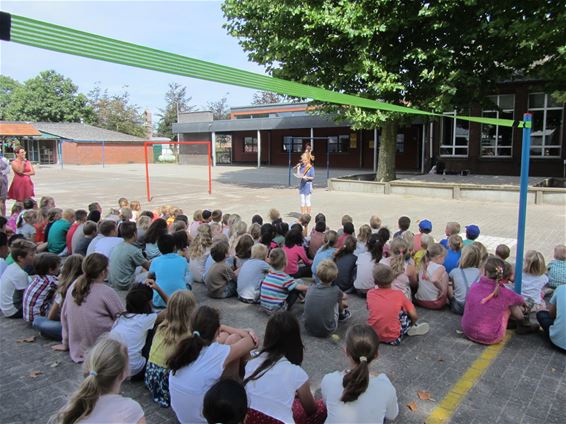 Kinderburgemeester opent nieuw schooljaar - Overpelt