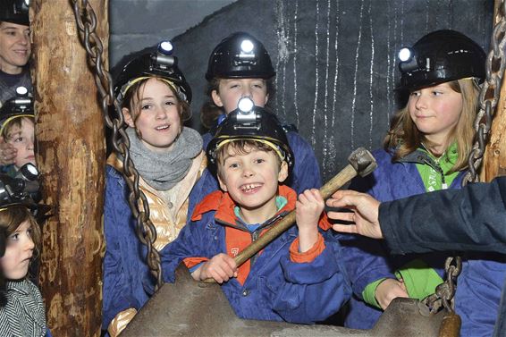 Kinderen gefascineerd door de ondergrond - Beringen