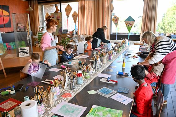 Kinderen 'Het Meer' maken prachtige kunstwerken - Beringen