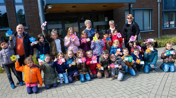 Kinderen van de SBS Koersel bezoeken Corsala - Beringen