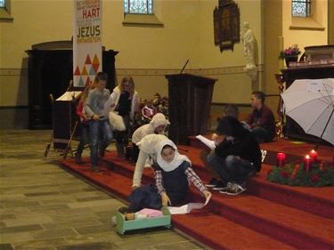 Kinderen vieren Kerstmis - Overpelt