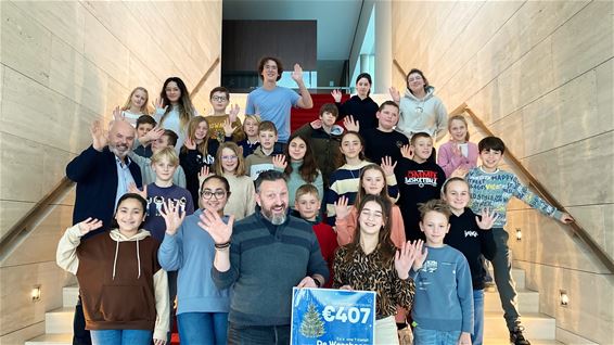 Kindergemeenteraad schenkt cheque aan 't Kietelt - Lommel