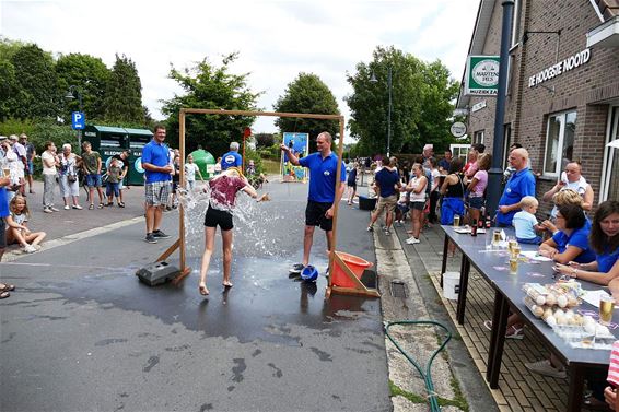 Kindermarkt en volkssporten in SHLille - Neerpelt