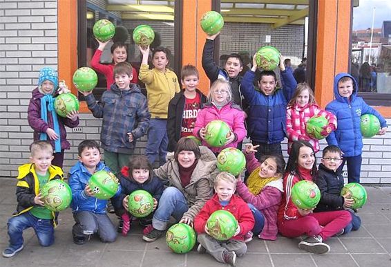 'Kiwiballen' voor de basisschool - Hechtel-Eksel