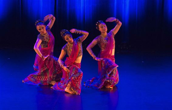 Kleurrijk dansspektakel in De Adelberg - Lommel