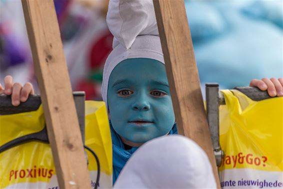Kleurrijke carnavalstoet bij Sint-Oda - Pelt
