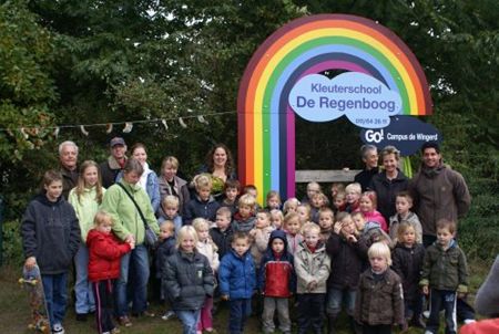 Kleuterhapjes op de receptie - Overpelt