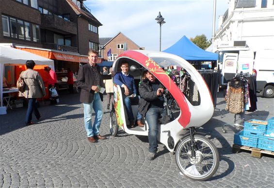 Klimaatmaand afgetrapt op woensdagmarkt - Lommel