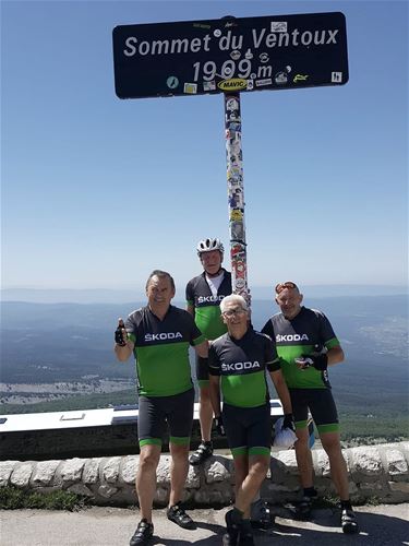 Klimmende Lommelaars op Mont Ventoux - Lommel