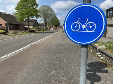 Klinkers maken plaats voor asfaltverharding - Beringen