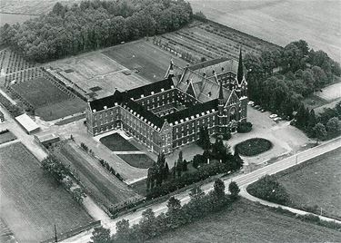 Klooster van de paters van het H. Hart - Bree