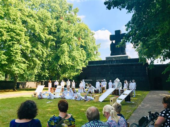 Knappe muziek- en theatervoorstelling - Lommel