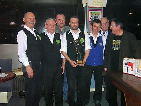 KNBC wint biljartbeker - Neerpelt