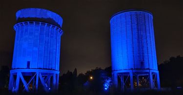 Koeltorens in het blauw - Beringen