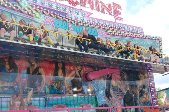 Koersel kermis sluit vandaag af met jaarmarkt - Beringen
