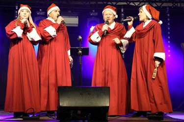 Koersel Kerst een succes ondanks regen op zondag - Beringen