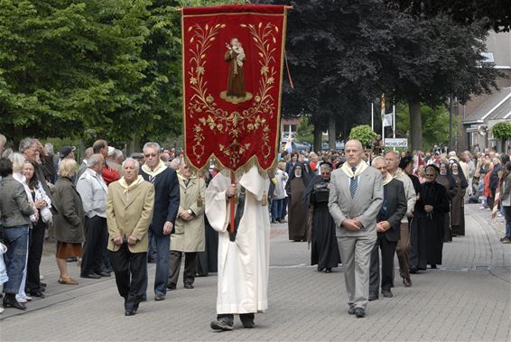 Hamont-Achel - Koerswijzing voor de Antoniusprocessie