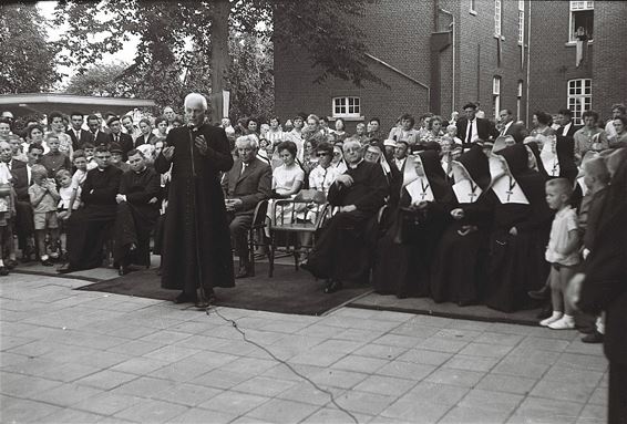 Kommer en kwel in het klooster - Pelt