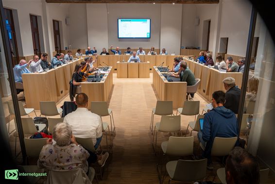 Korte agenda, maar AGB houdt gemeenteraad op - Pelt