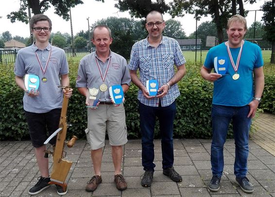 Kruisboog: 3 prov. kampioenen bij Willem Tell - Hechtel-Eksel