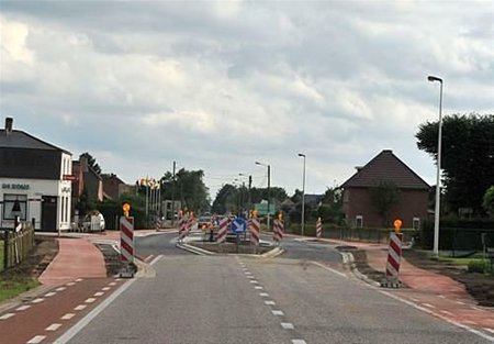 Kruispunt Kolis weer open - Neerpelt