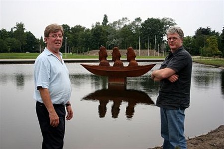 Kunstenaar bezoekt werk - Lommel