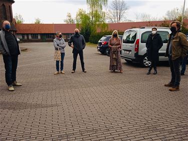 Kunstenaars zoeken inspiratie in kerk - Beringen