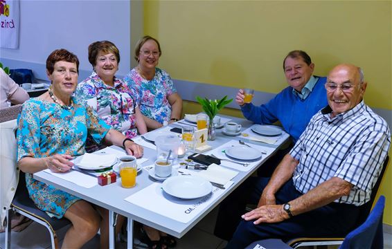 Ontbijt KWB Koersel voor Moederdag - Beringen