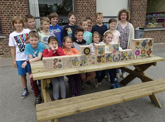 Laat de bijen nu maar komen - Meeuwen-Gruitrode