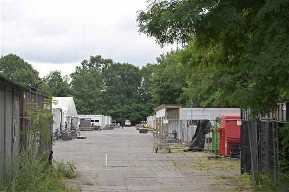 Laatse bewoners verlaten noodopvangcentrum - Leopoldsburg