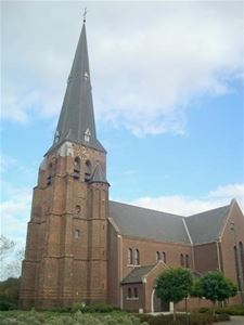 Laatste misviering in Sint-Lambertuskerk - Beringen & Leopoldsburg