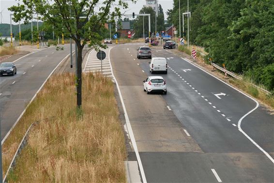 Langere uitvoegstrook Kasteletsingel - Beringen