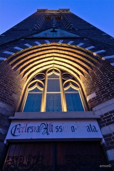 LED-verlichting voor Sint-Laurentiuskerk - Hamont-Achel